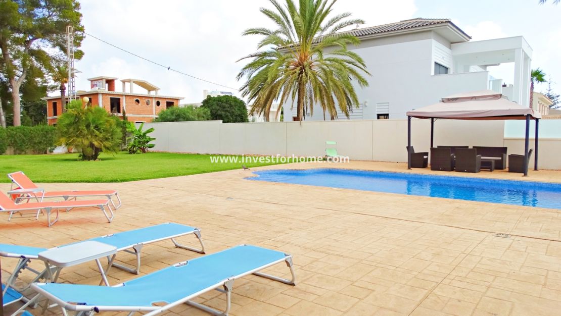 Sale - Villa - Orihuela Costa - Costa Blanca
