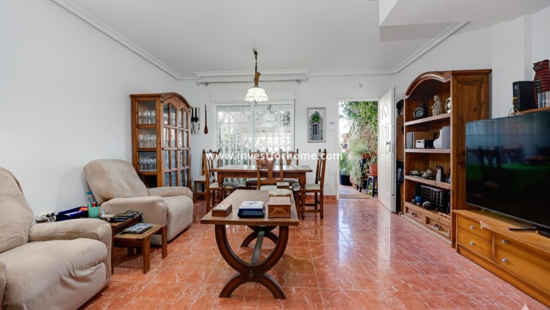 Sale - Villa - Orihuela Costa - Costa Blanca