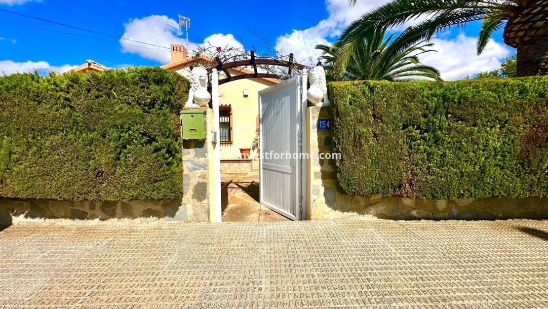 Sale - Villa - Orihuela Costa - Costa Blanca