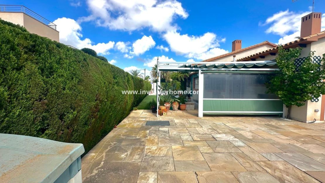 Sale - Villa - Orihuela Costa - Costa Blanca