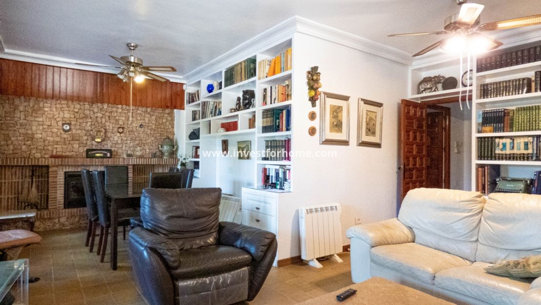 Sale - Villa - Orihuela Costa - Costa Blanca