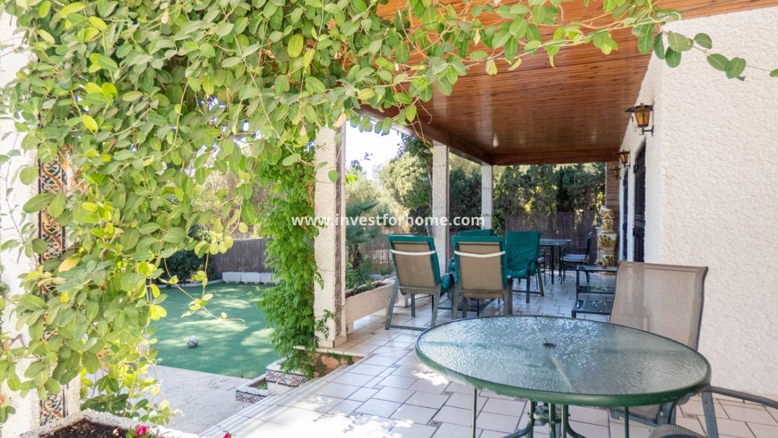 Sale - Villa - Orihuela Costa - Costa Blanca