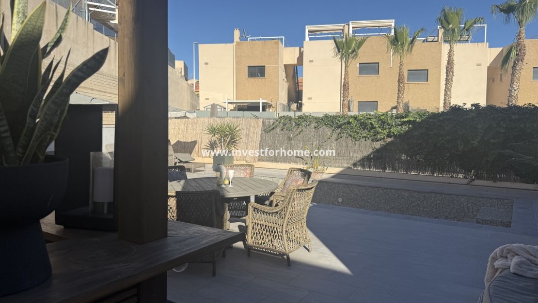 Sale - Villa - Orihuela Costa - Costa Blanca