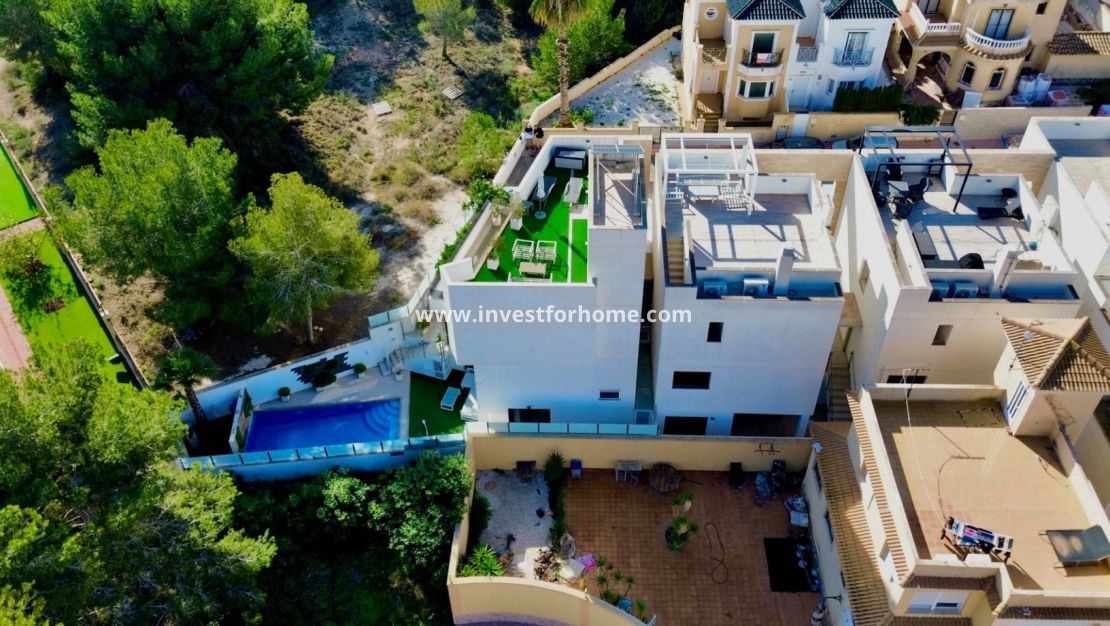 Sale - Villa - Orihuela Costa - Costa Blanca