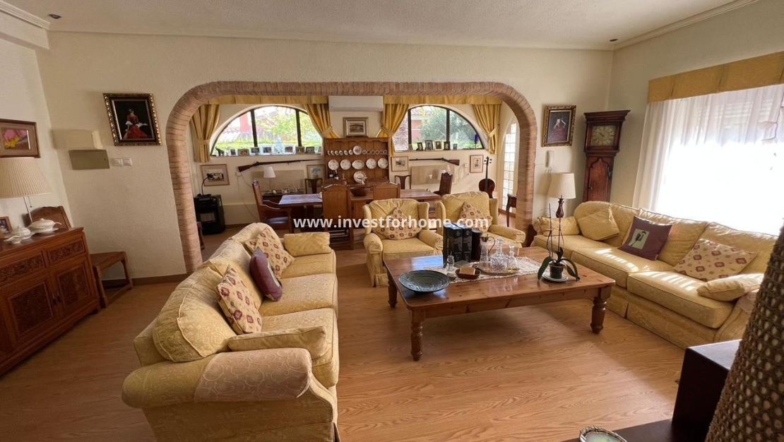 Sale - Villa - Orihuela Costa - Costa Blanca