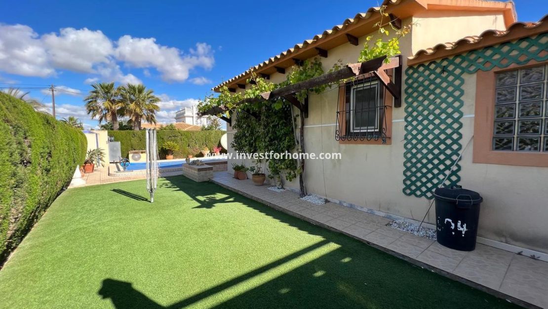 Sale - Villa - Orihuela Costa - Costa Blanca