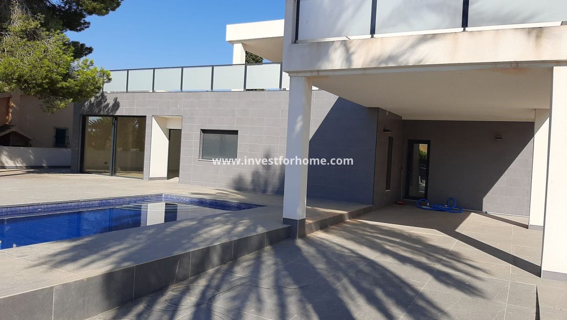 Sale - Villa - Orihuela Costa - Costa Blanca