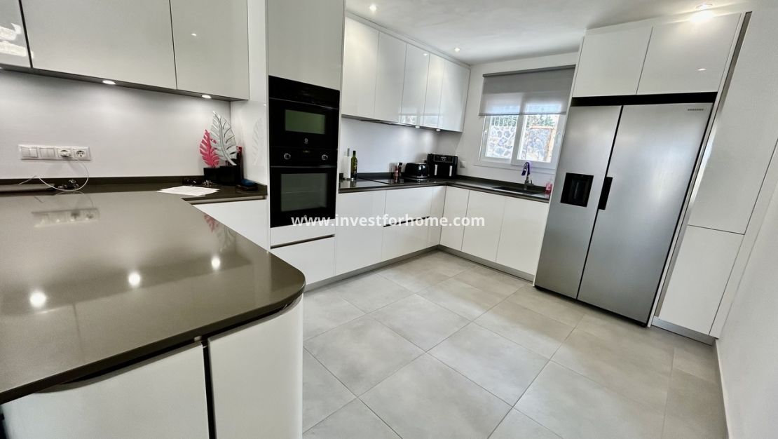 Sale - Villa - Orihuela Costa - Costa Blanca