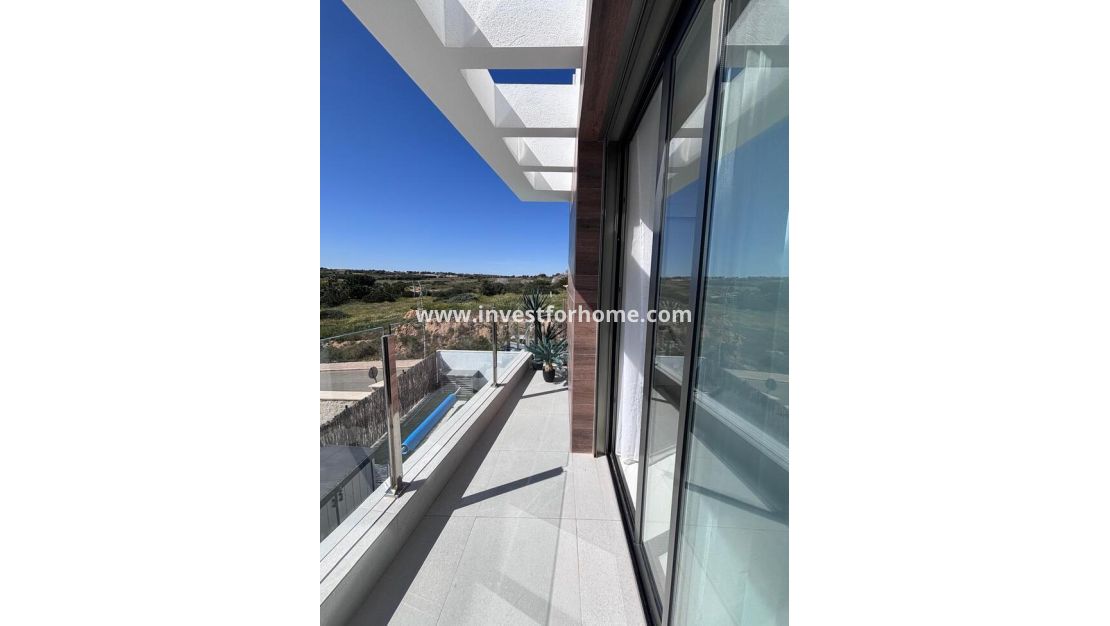 Sale - Villa - Orihuela Costa - Costa Blanca