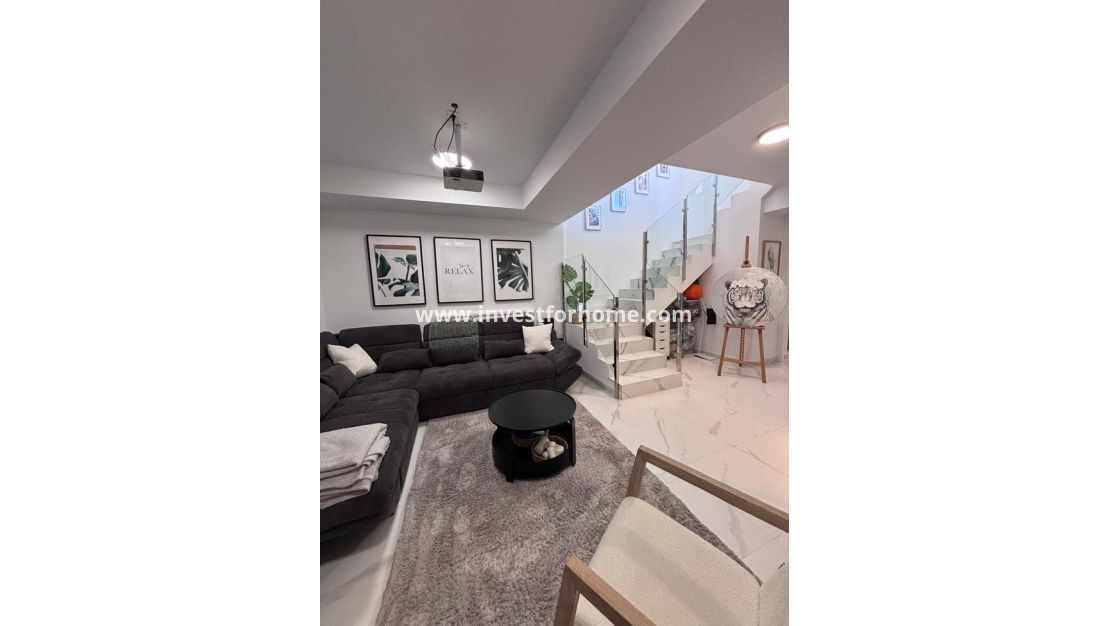 Sale - Villa - Orihuela Costa - Costa Blanca