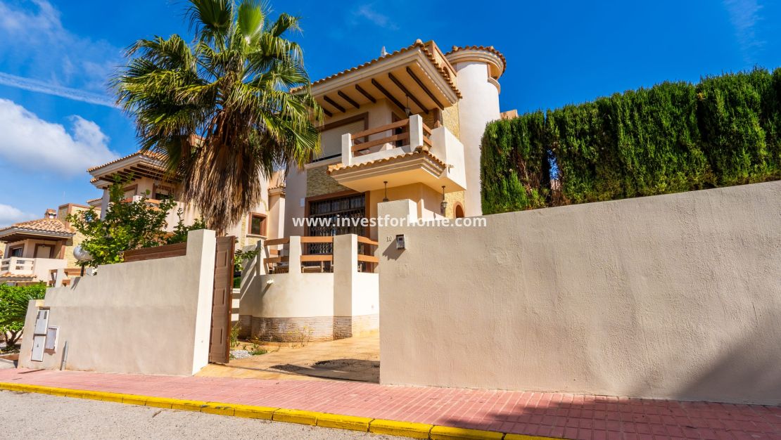 Sale - Villa - Orihuela Costa - Costa Blanca