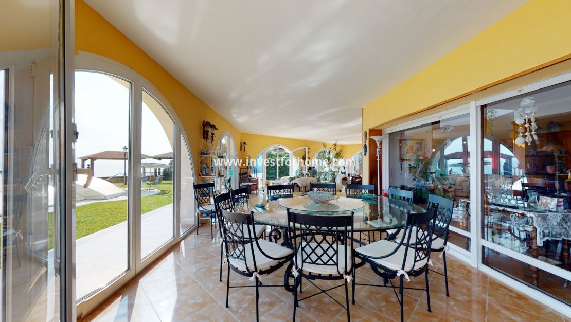 Sale - Villa - Orihuela Costa - Costa Blanca