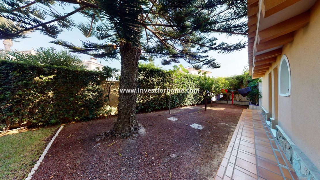 Sale - Villa - Orihuela Costa - Costa Blanca