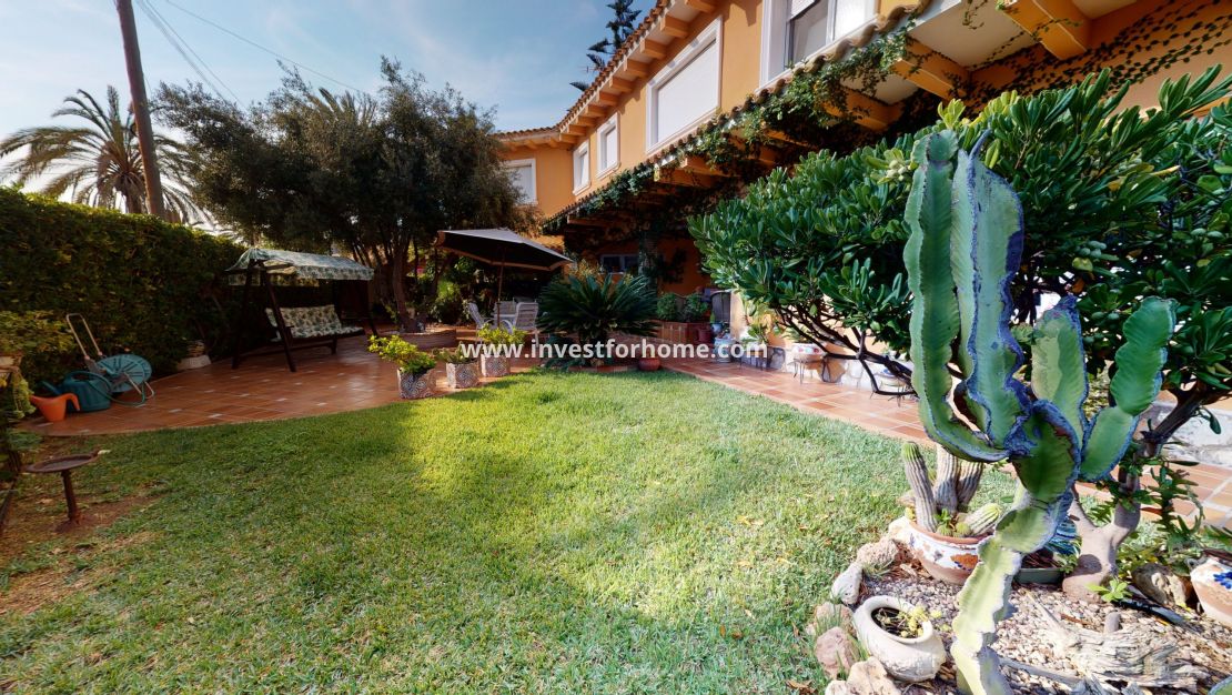 Sale - Villa - Orihuela Costa - Costa Blanca