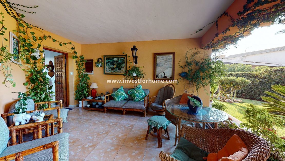 Sale - Villa - Orihuela Costa - Costa Blanca