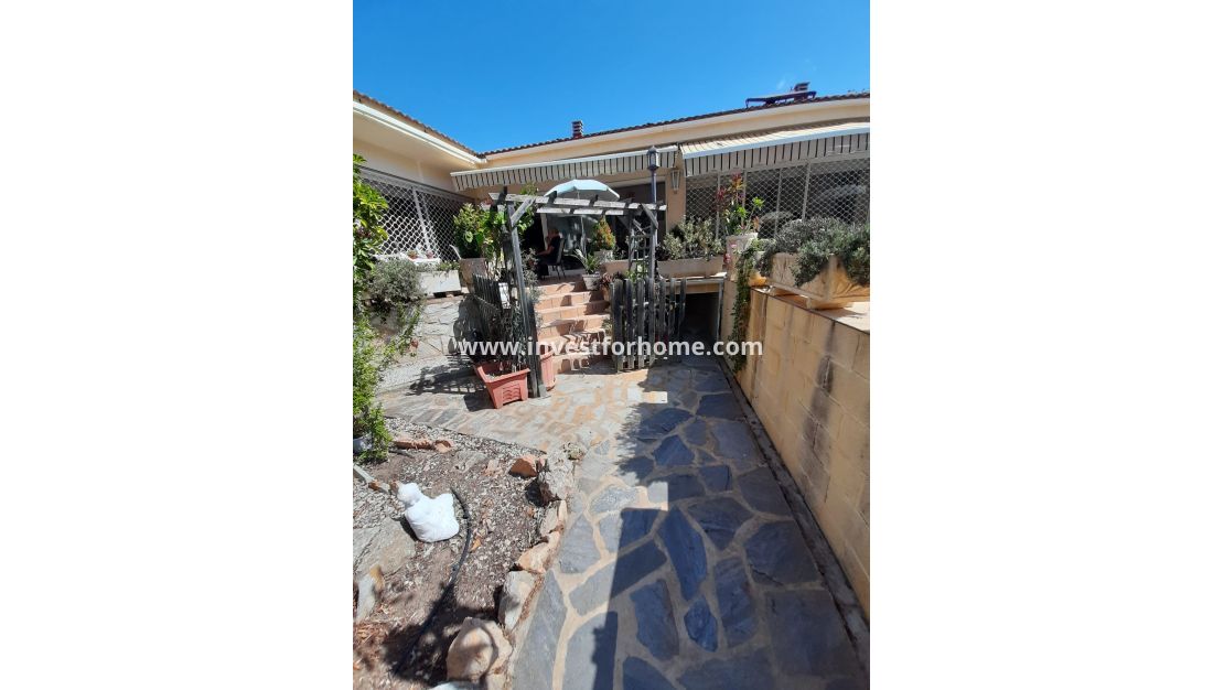Sale - Villa - Orihuela Costa - Costa Blanca