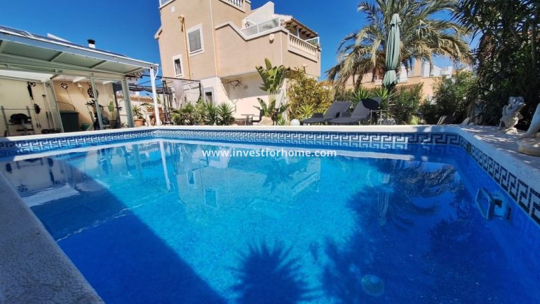 Sale - Villa - Orihuela Costa - Costa Blanca
