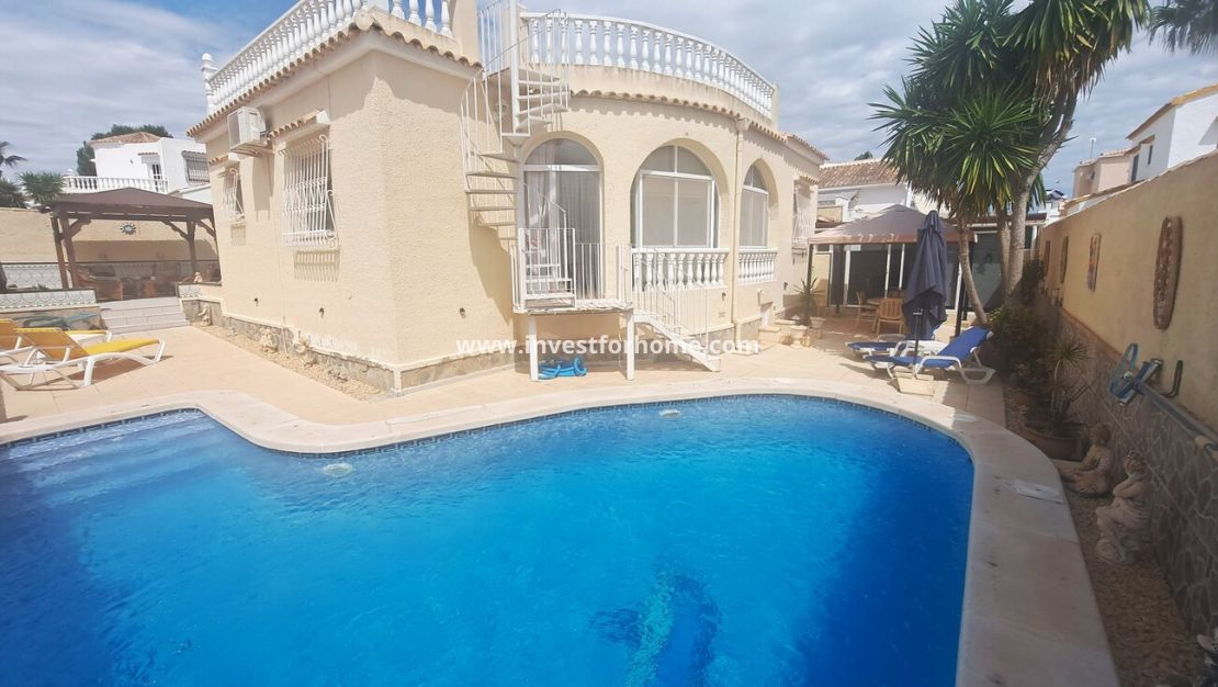 Sale - Villa - Orihuela Costa - Costa Blanca