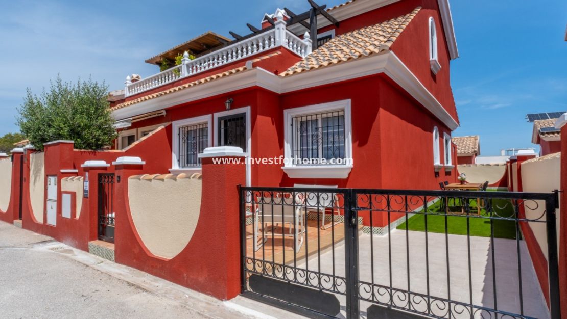Sale - Villa - Orihuela Costa - Costa Blanca