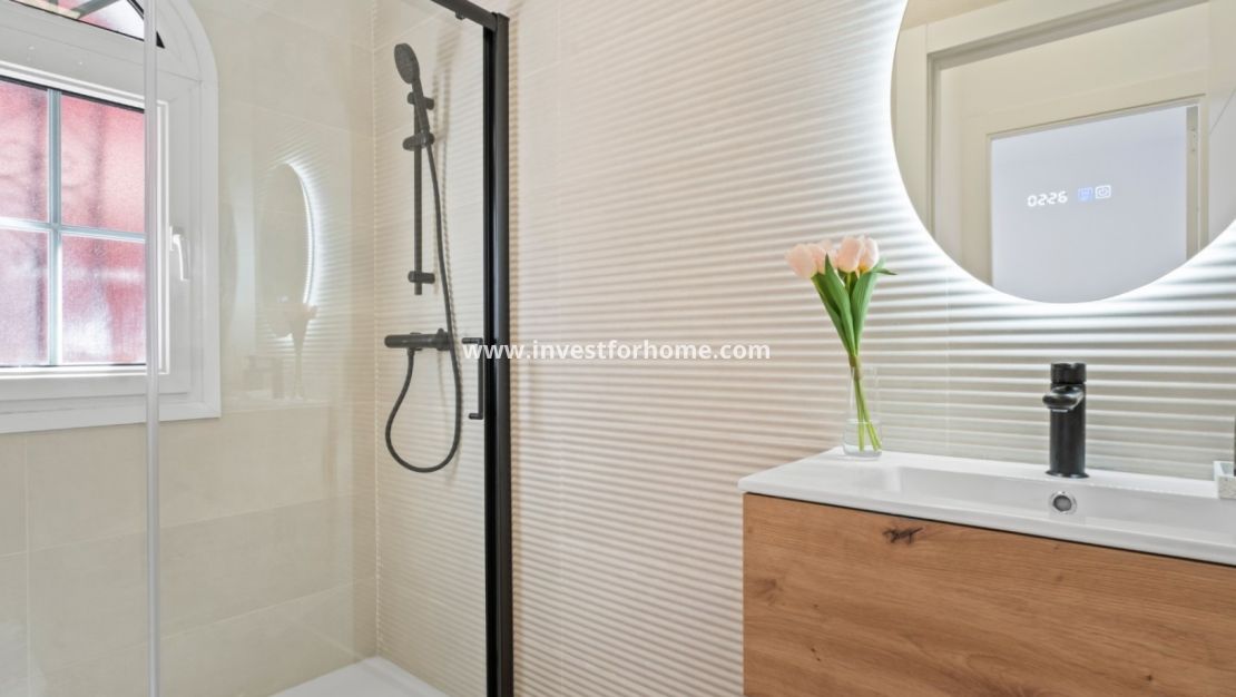 Sale - Villa - Orihuela Costa - Costa Blanca
