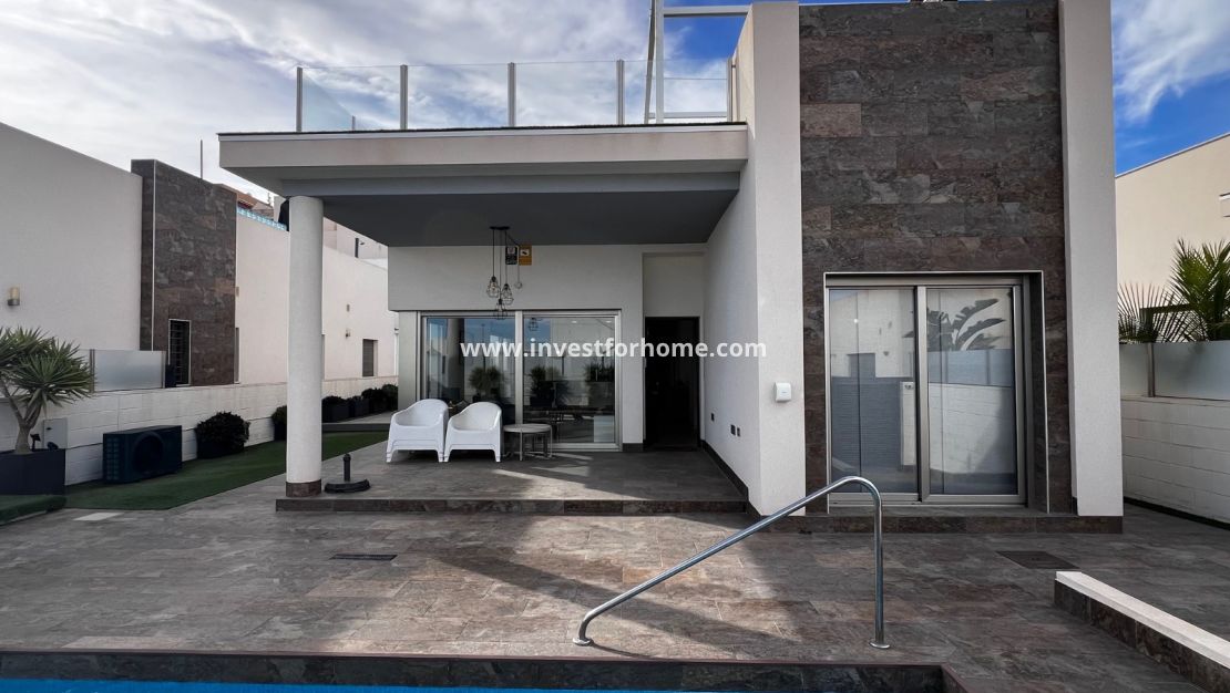 Sale - Villa - Orihuela Costa - Costa Blanca