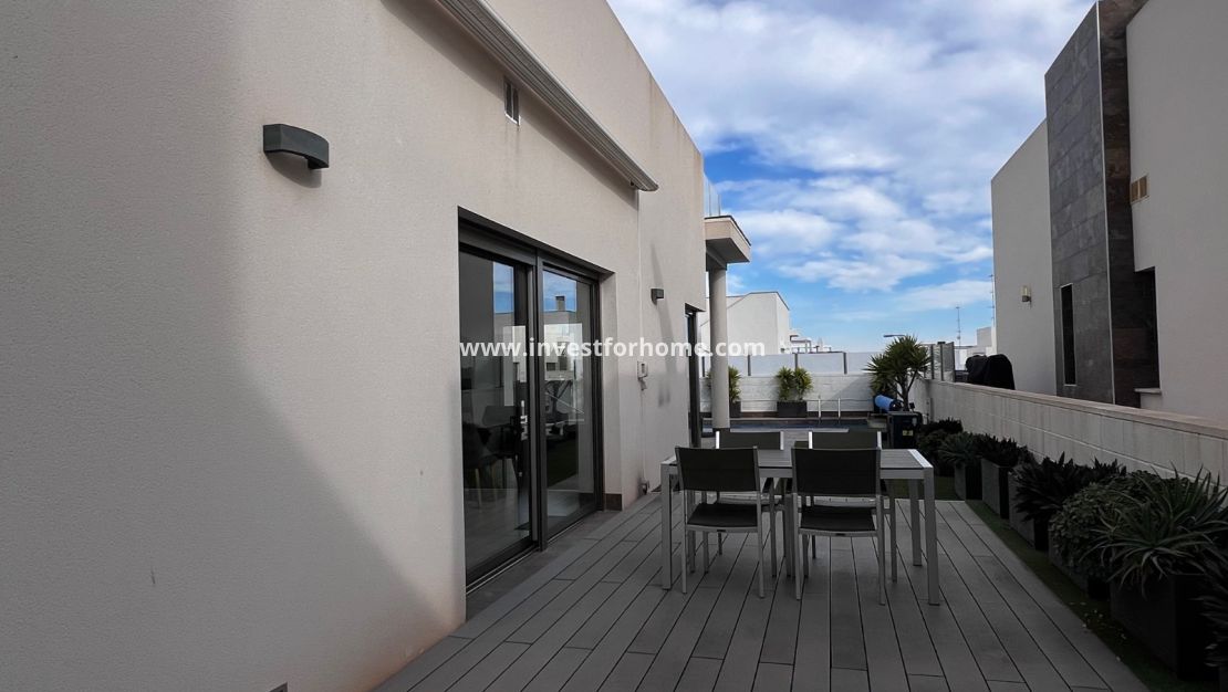 Sale - Villa - Orihuela Costa - Costa Blanca