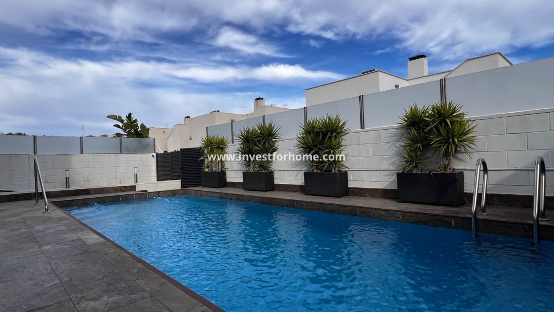 Sale - Villa - Orihuela Costa - Costa Blanca