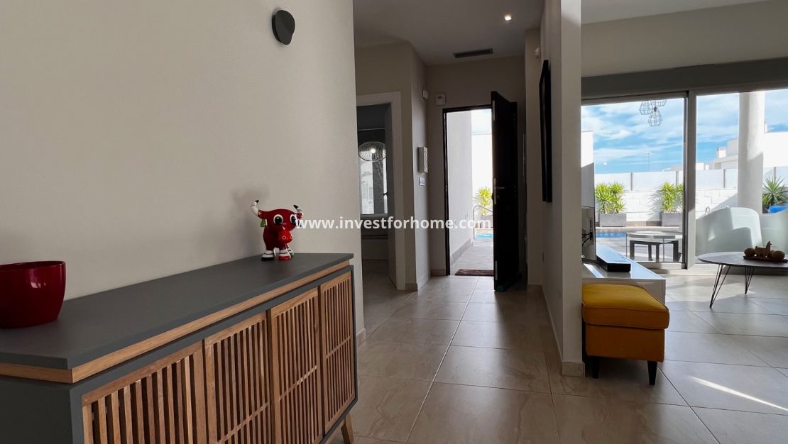 Sale - Villa - Orihuela Costa - Costa Blanca