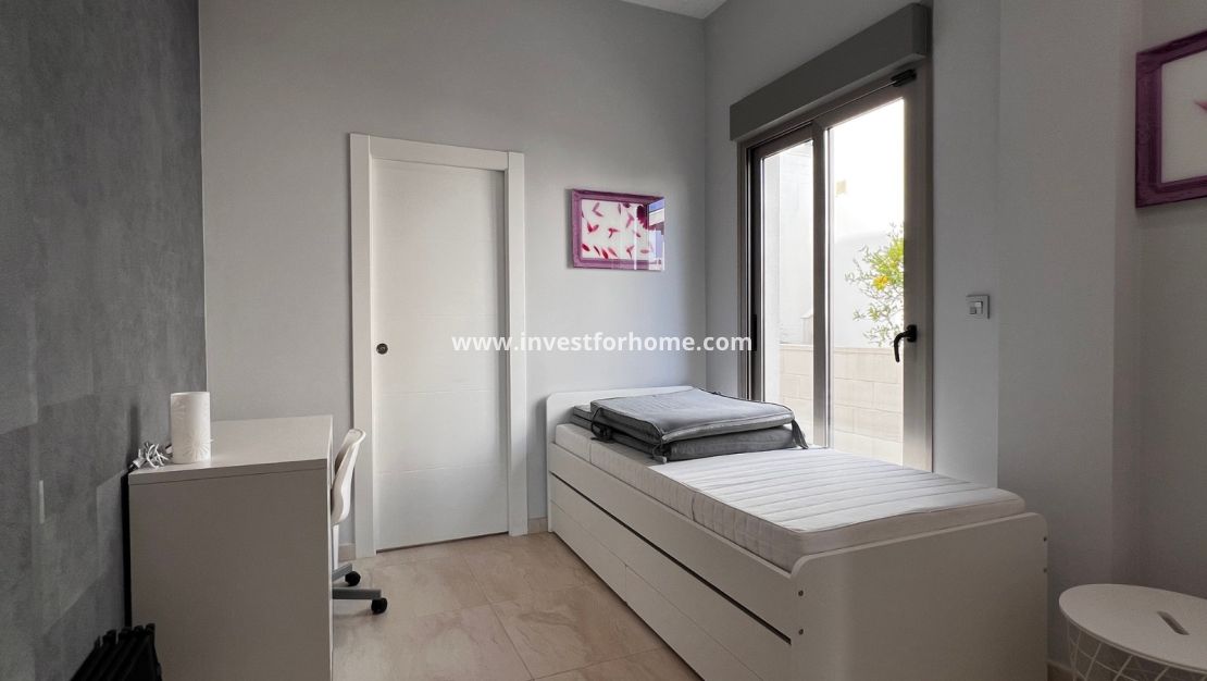 Sale - Villa - Orihuela Costa - Costa Blanca
