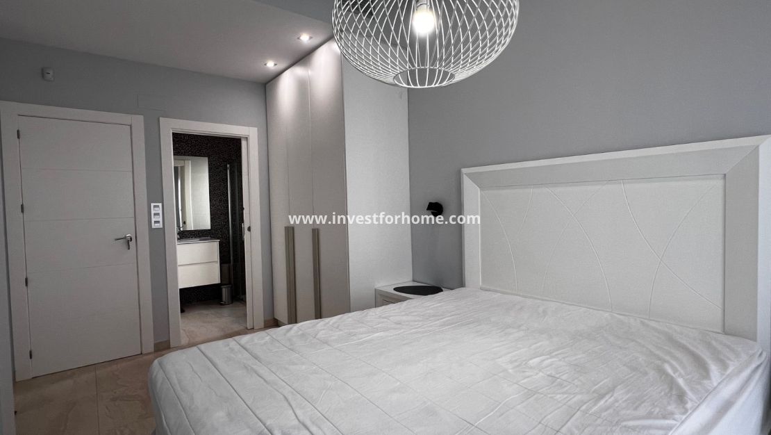 Sale - Villa - Orihuela Costa - Costa Blanca