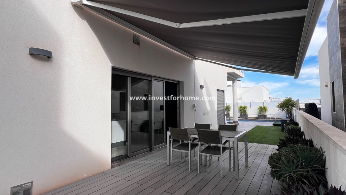 Sale - Villa - Orihuela Costa - Costa Blanca