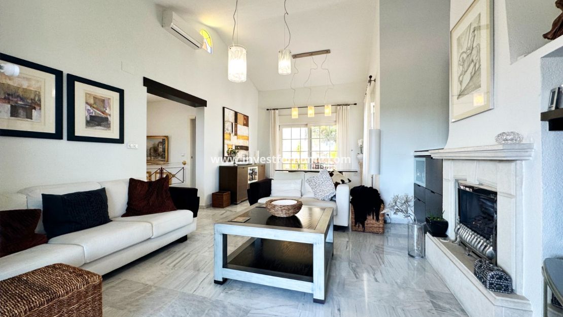 Sale - Villa - Orihuela Costa - Costa Blanca
