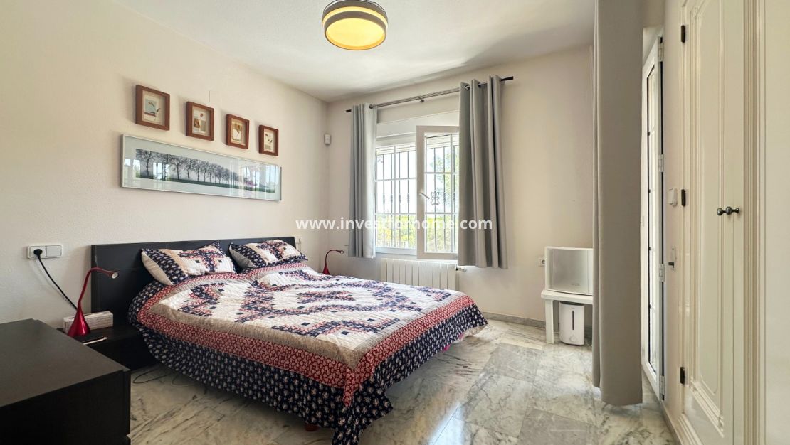 Sale - Villa - Orihuela Costa - Costa Blanca