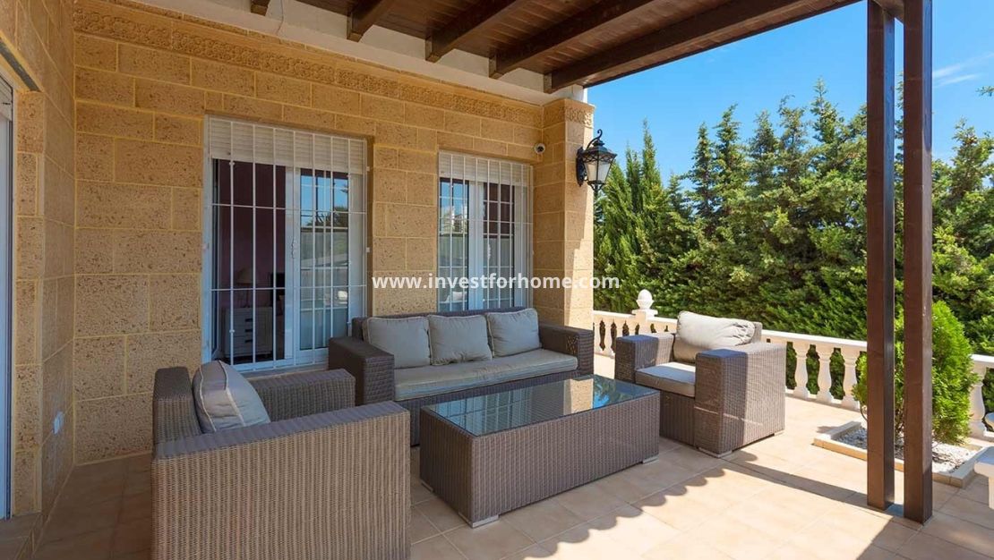 Sale - Villa - Orihuela Costa - Costa Blanca