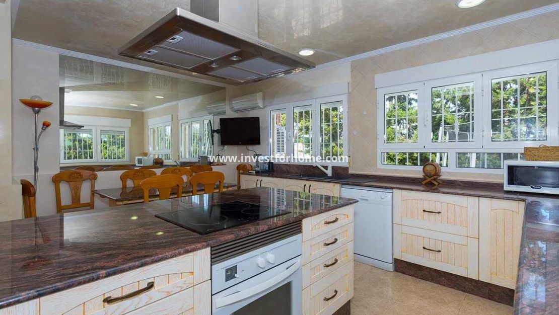 Sale - Villa - Orihuela Costa - Costa Blanca