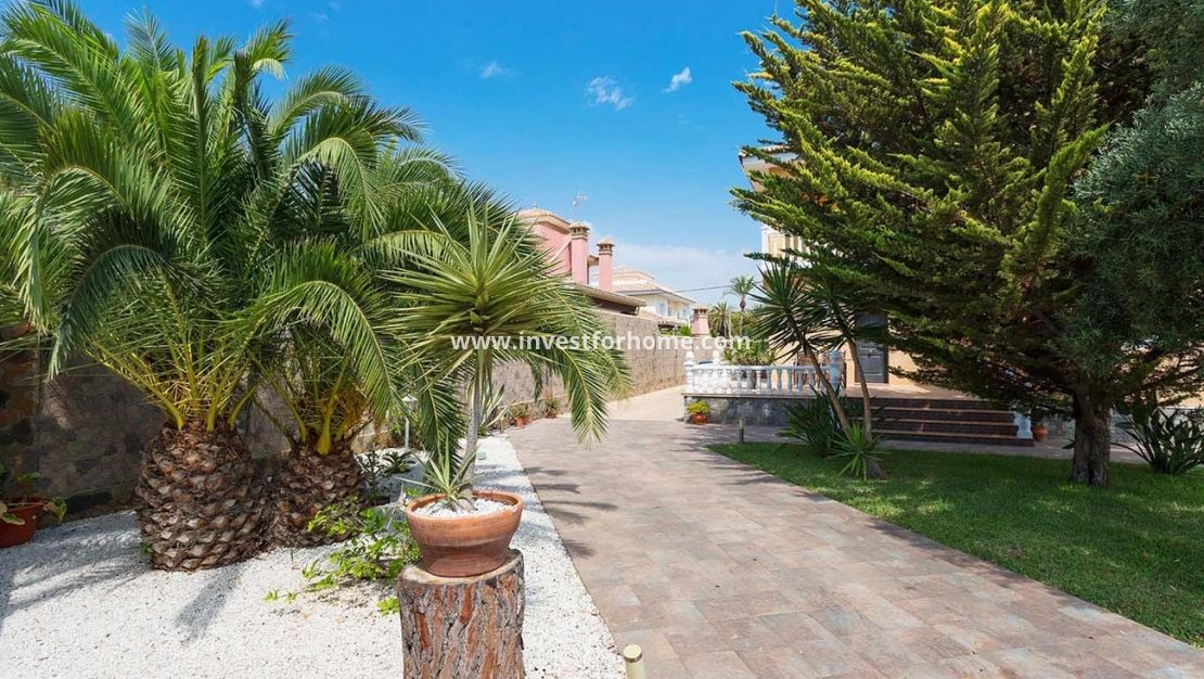Sale - Villa - Orihuela Costa - Costa Blanca