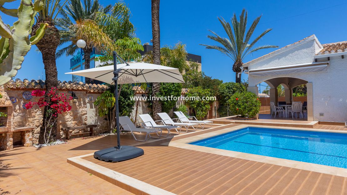 Sale - Villa - Orihuela Costa - Costa Blanca
