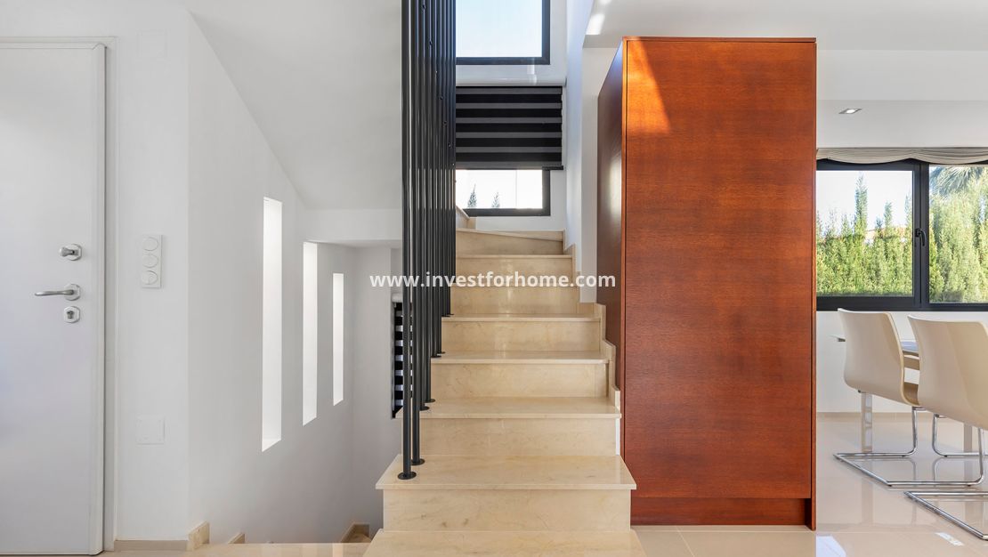 Sale - Villa - Orihuela Costa - Costa Blanca