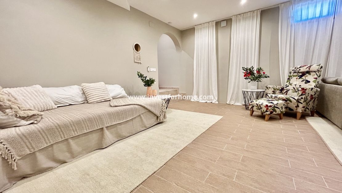 Sale - Villa - Orihuela Costa - Costa Blanca