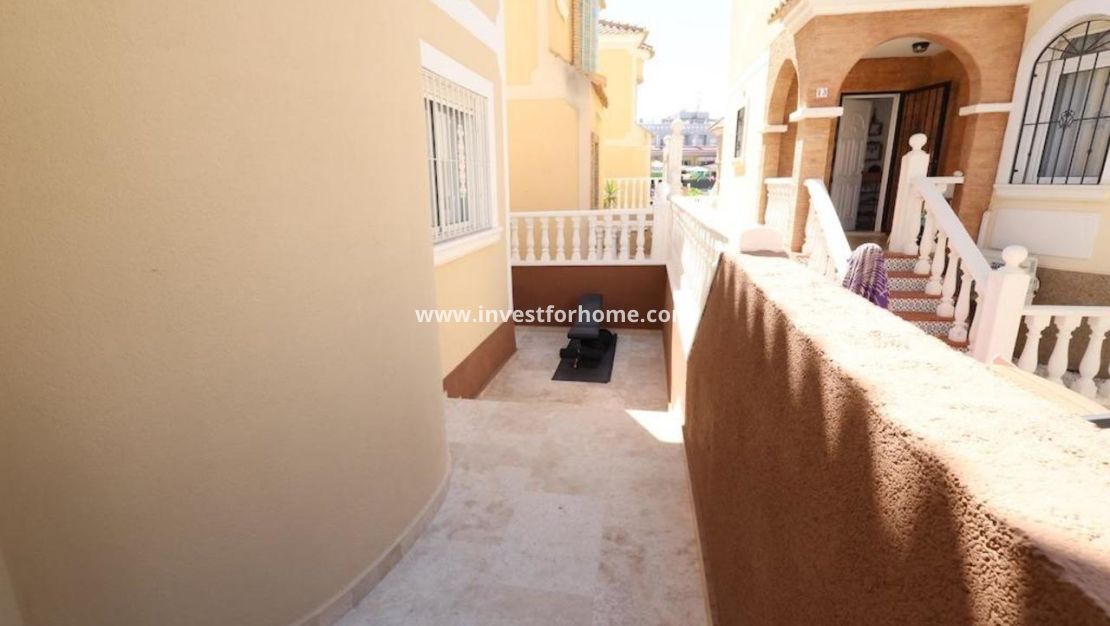Sale - Villa - Orihuela Costa - Costa Blanca