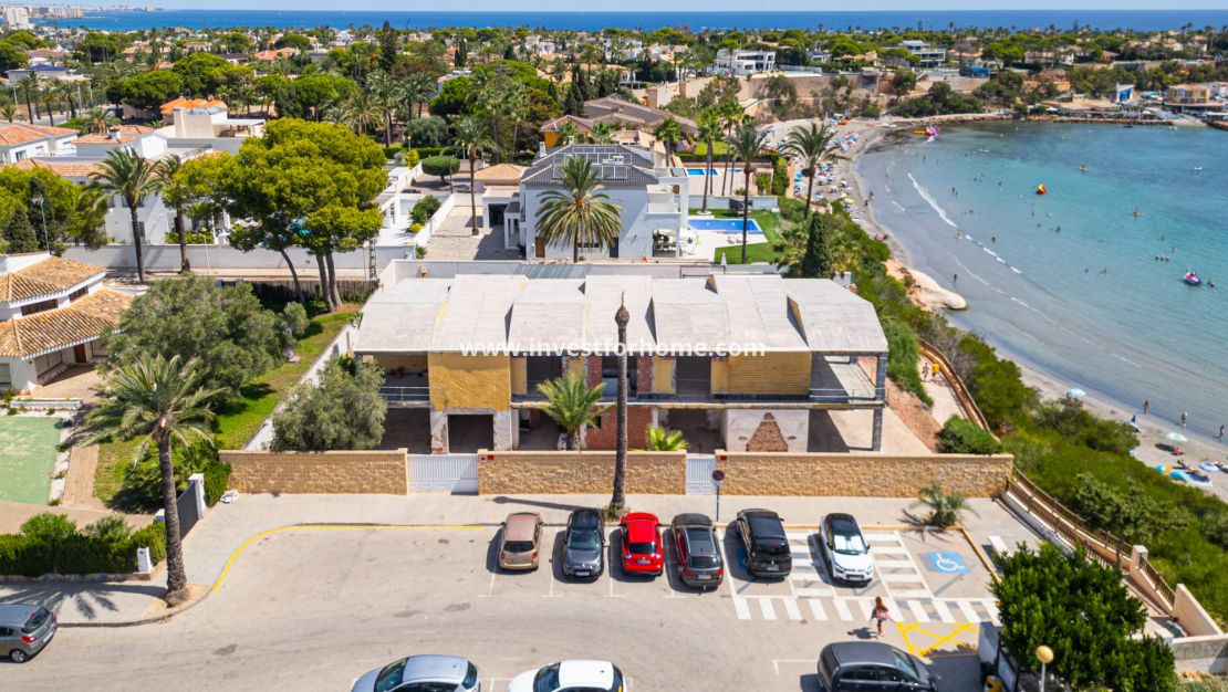 Sale - Villa - Orihuela Costa - Costa Blanca