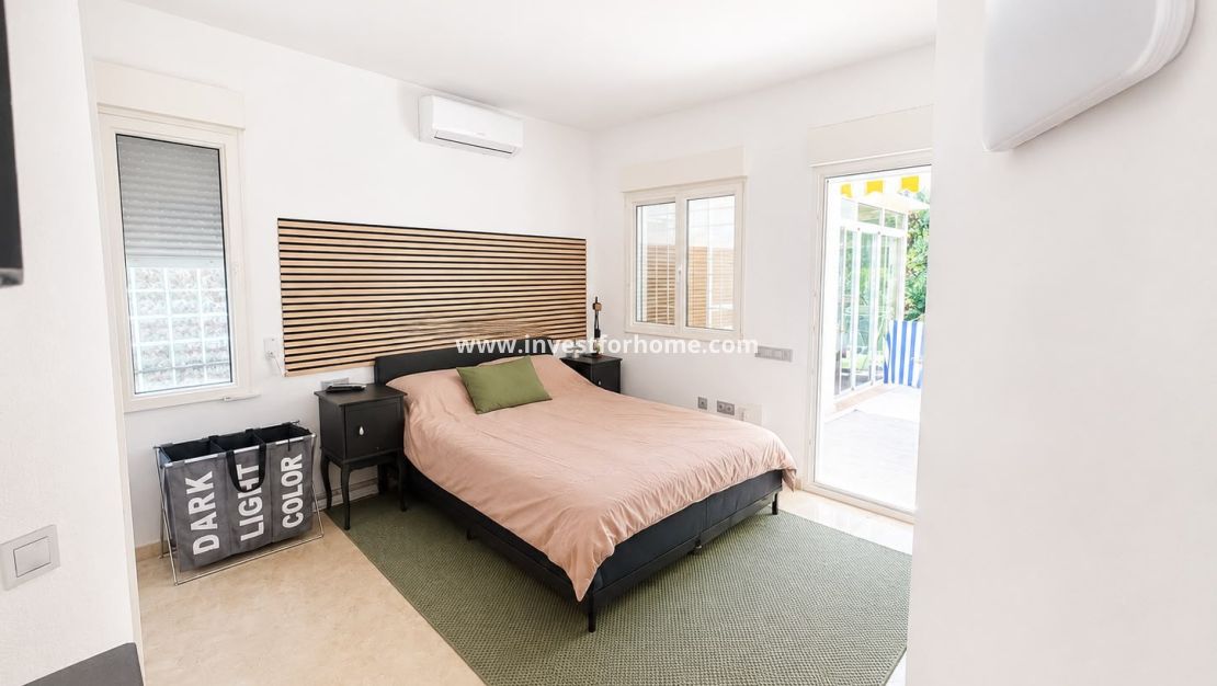 Sale - Villa - Orihuela Costa - Costa Blanca