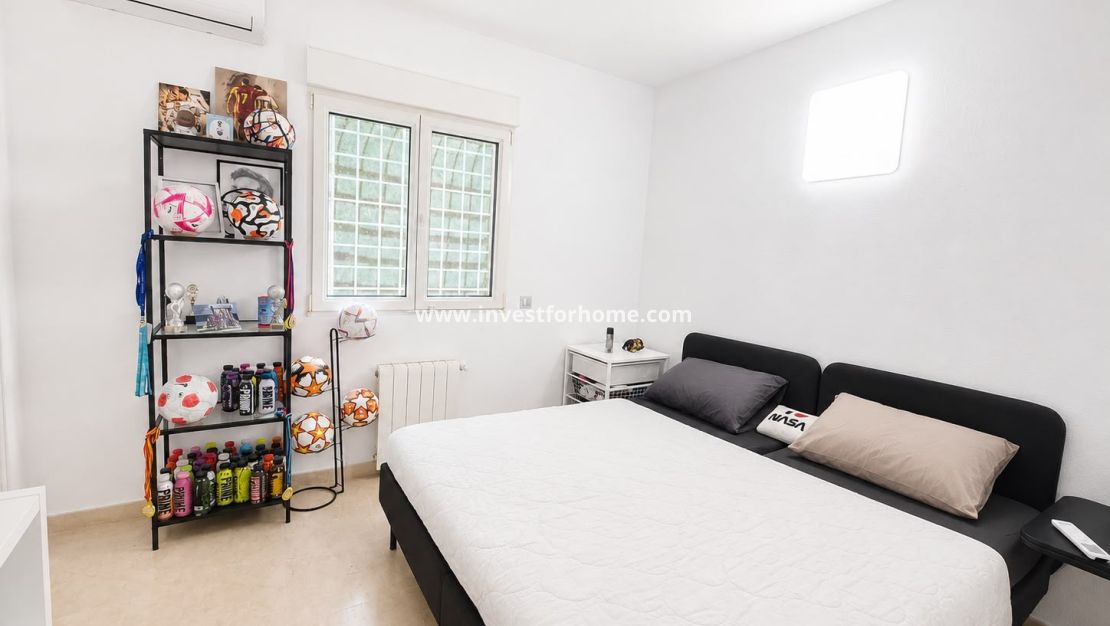 Sale - Villa - Orihuela Costa - Costa Blanca