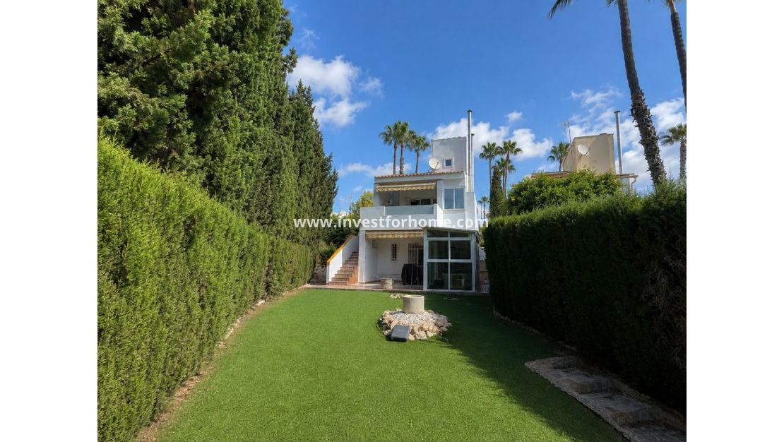 Sale - Villa - Orihuela Costa - Costa Blanca