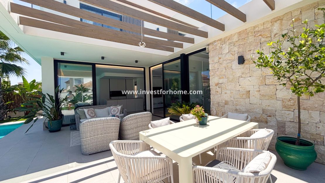 Sale - Villa - Orihuela Costa - Costa Blanca