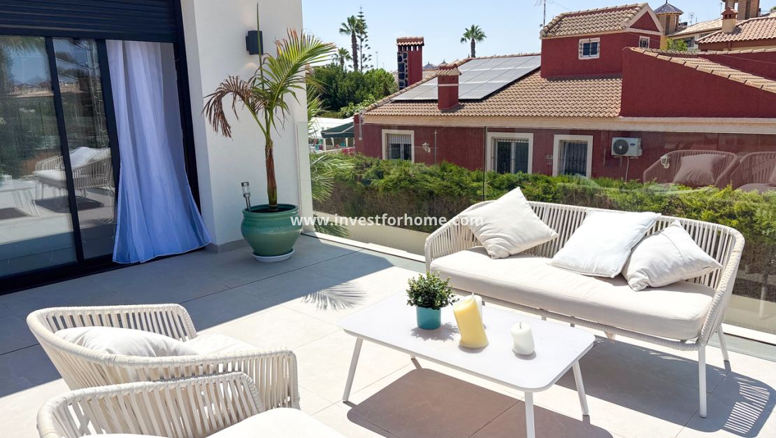 Sale - Villa - Orihuela Costa - Costa Blanca