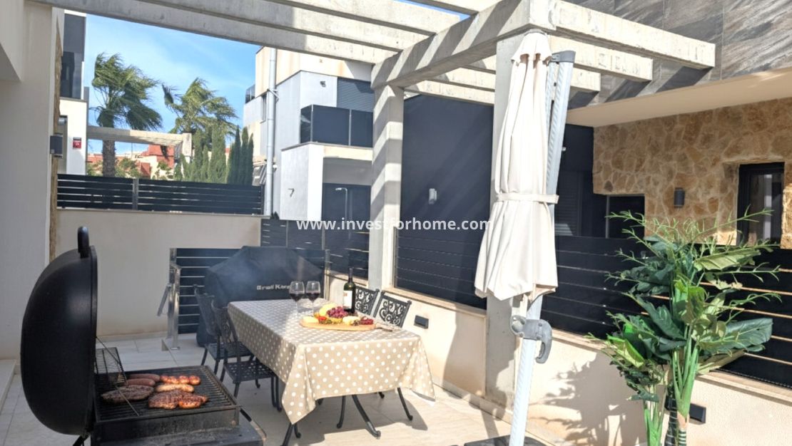 Sale - Villa - Orihuela Costa - Costa Blanca