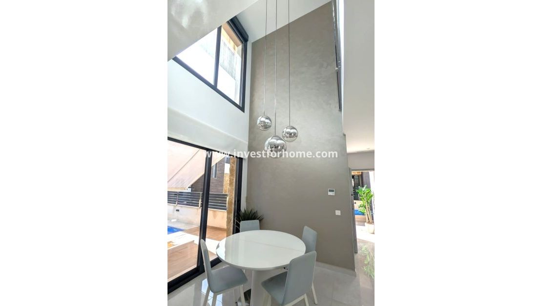 Sale - Villa - Orihuela Costa - Costa Blanca