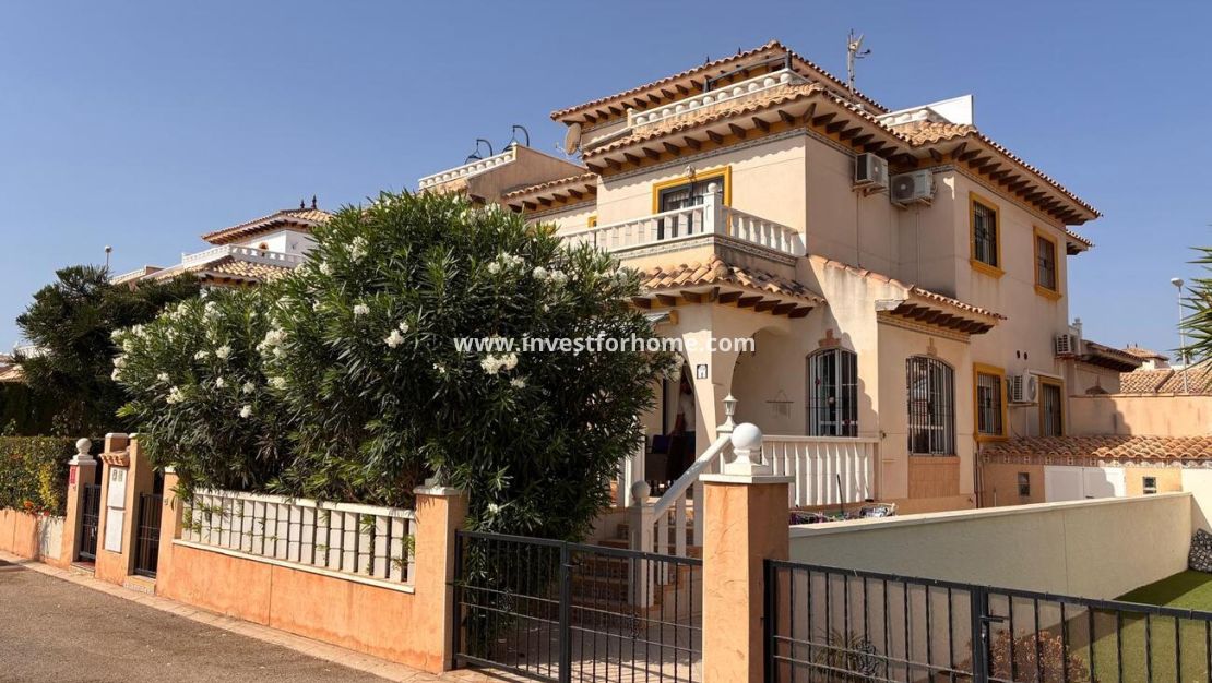 Sale - Villa - Orihuela Costa - Costa Blanca