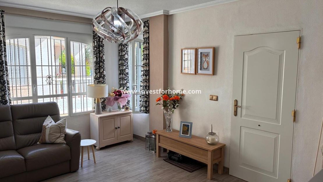 Sale - Villa - Orihuela Costa - Costa Blanca